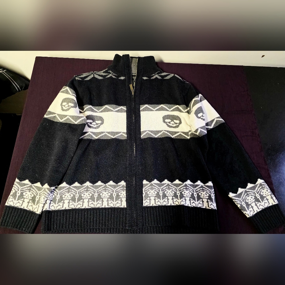 Kedera Men's Black and White Skull Pattern Zip Up Cable Knit Cardigan